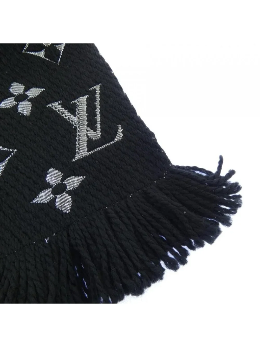 Louis Vuitton Logomania Scarf